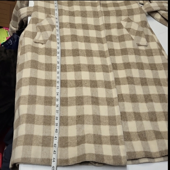 Vintage Diamond's Long Wool-Blend Oatmeal Plaid Open Front Belted Size: M - Picture 11 of 11